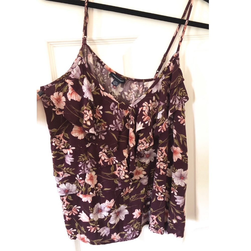 American eagle tank w/ ruffle size L